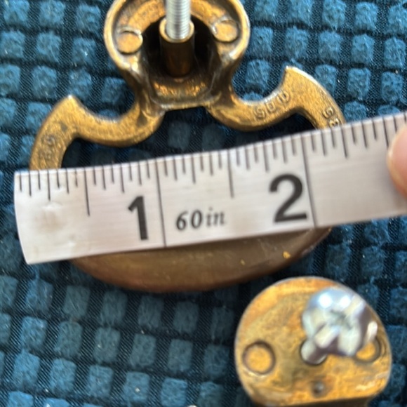 Set of 4 Late 20th Century Brass Cabinet/Drawer Pulls 2.25X2.5” Replace Upcycle - Picture 5 of 5
